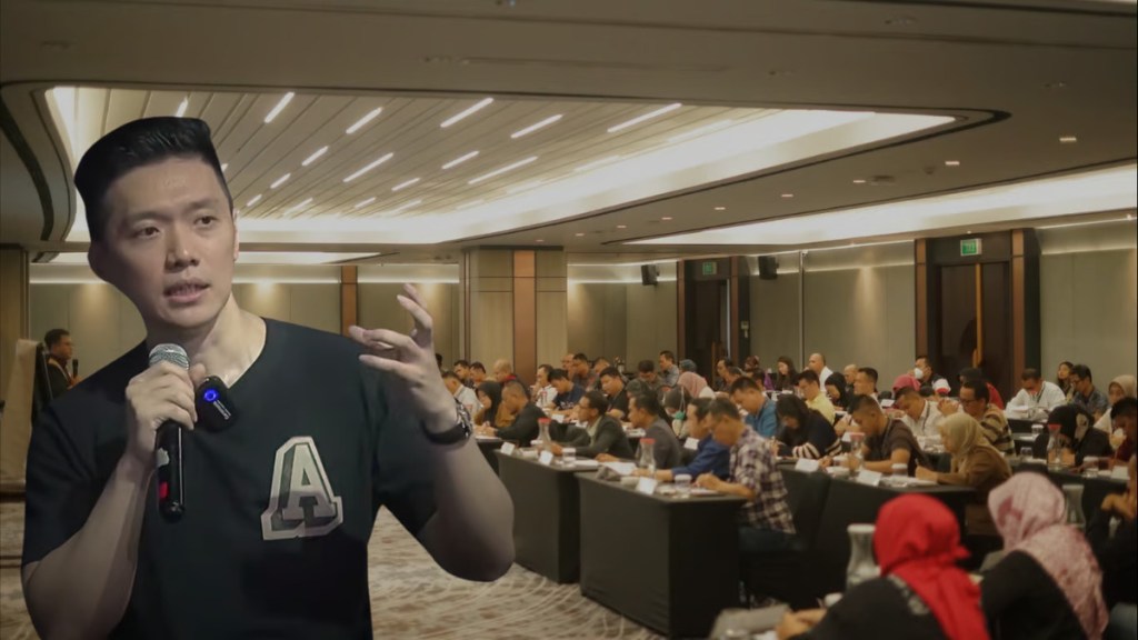 Peran CEO dalam Mendorong Pertumbuhan&nbsp;Bisnis